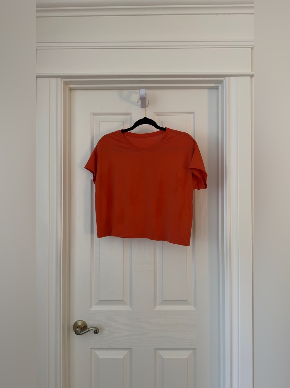 Lululemon cropped tee